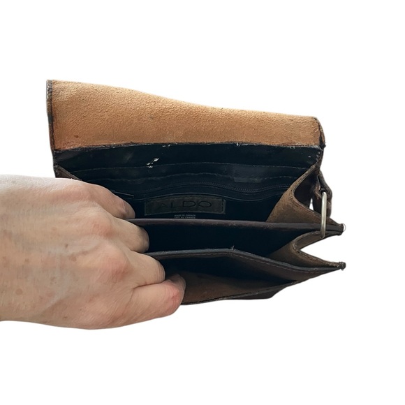 Vintage Aldo Small Brown Leather Crossbody Bag - Picture 7 of 11